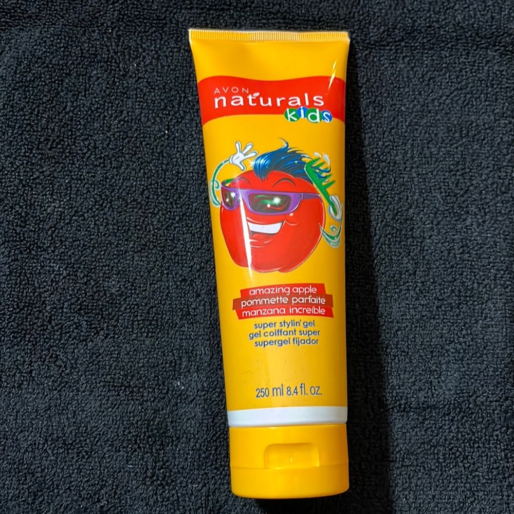 Avon Naturals Kids Amazing Apple Super Stylin’ Gel
